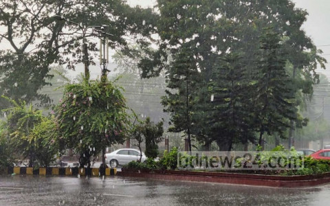 ঢাকায় ৭০ কিলোমিটার গতির বাতাস নিয়ে কালবৈশাখী, ৪৪ মিলিমিটার বৃষ্টি